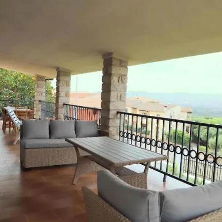 In Di 150 Mq - Vista Mozzafiato Fronte Mare Con Giardino Privato ヴィラ *