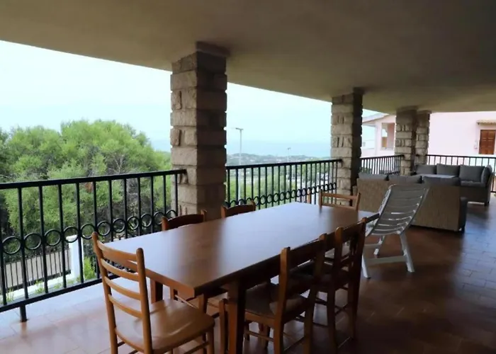 In Di 150 Mq - Vista Mozzafiato Fronte Mare Con Giardino Privato Villa Badesi