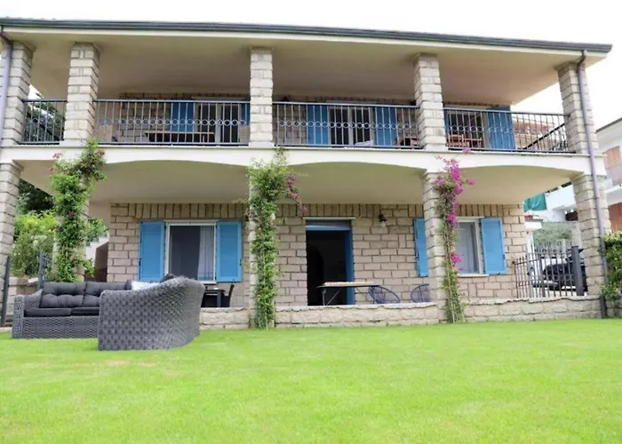 In Di 150 Mq - Vista Mozzafiato Fronte Mare Con Giardino Privato Villa